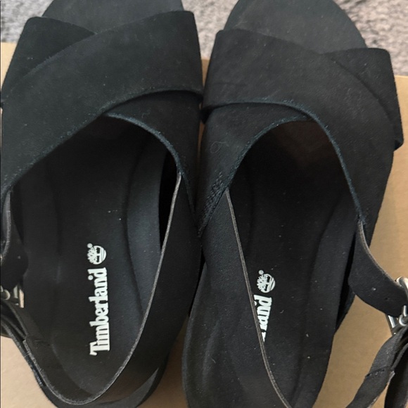 Timberland Women's Elegant Black Sandals - Picture 3 of 5